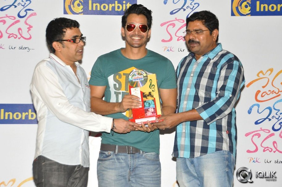 Prema-Ishq-Kaadhal-Platinum-Disc-Function